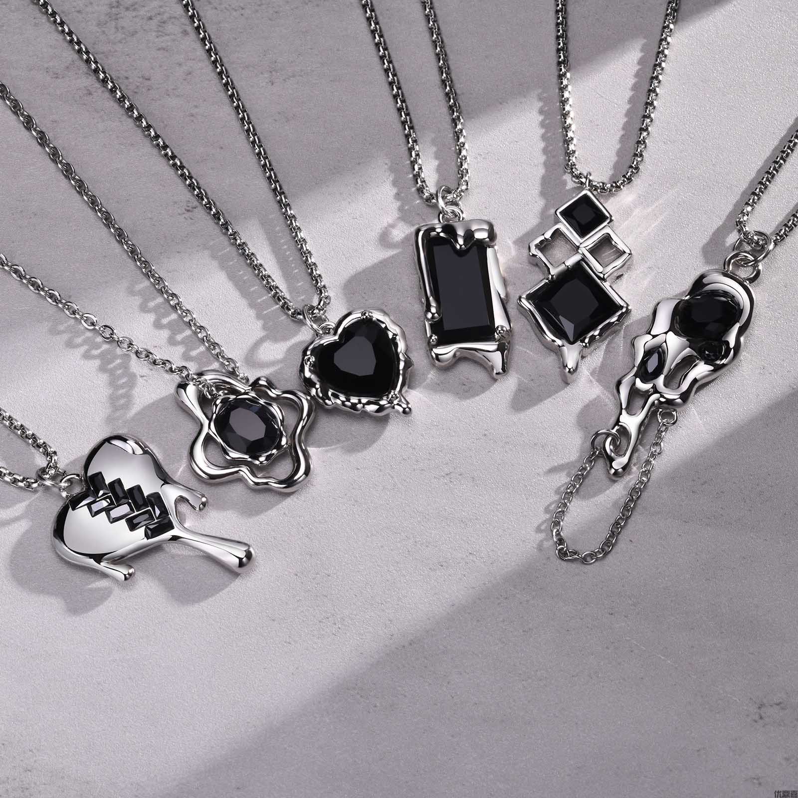 饰品出口报关遇难题?优鼎嘉助您通关无忧