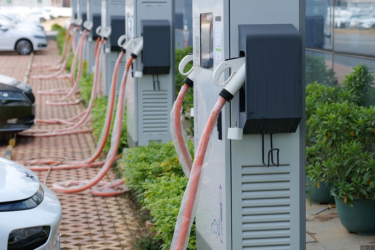 新西兰充电桩荒背后的中国机遇:出口代理如何破局?